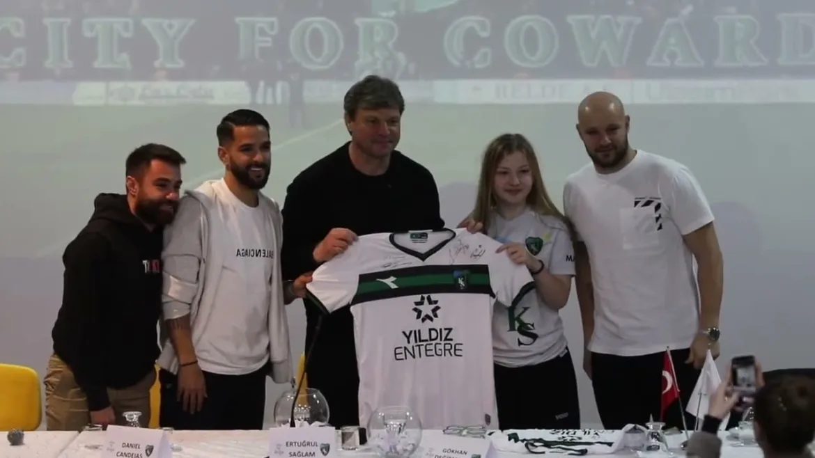 Kocaelispor, öğrencilerle buluştu 09 Şubat 2024 Çağdaş Kocaeli Haber Video