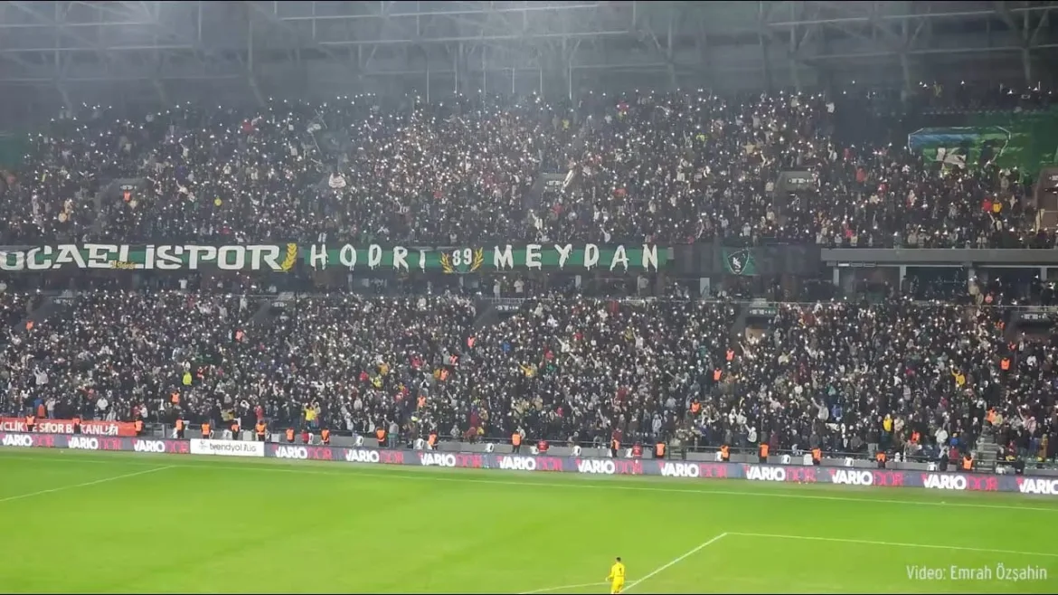 Kocaelispor-Eyüpspor | Tribün Klibi (4K)  24 Ocak 2024 | Emrah Özşahin