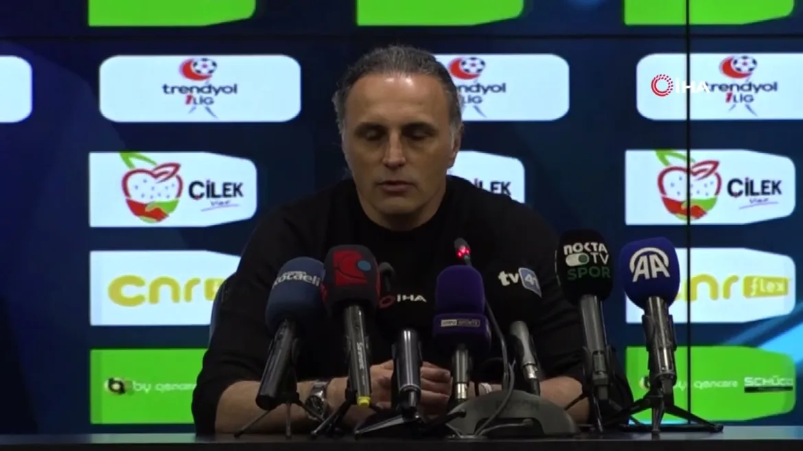 Mustafa Gürsel: “Sahada bişeylerin kötü gitmesini isteyenler… 11 Mart 2024 | Ajansspor