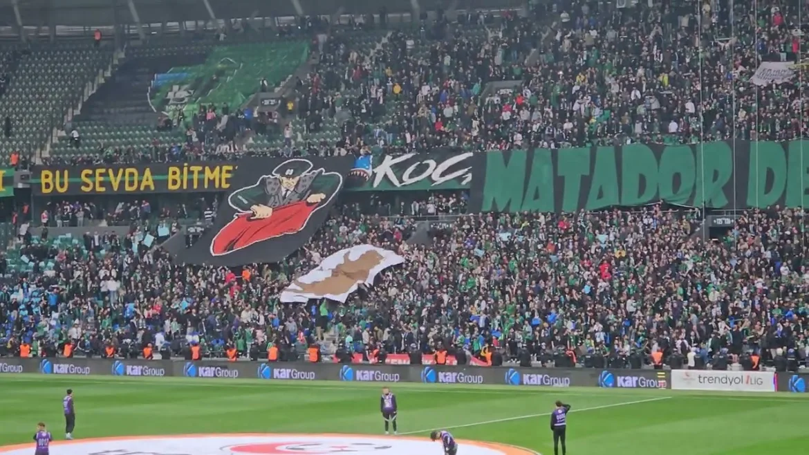 Kocaelispor – Sakaryaspor 11.05.2024 Hodri Meydan tribün görüntüleri 12 Mayıs 2024 | Ceyhun İzbudak